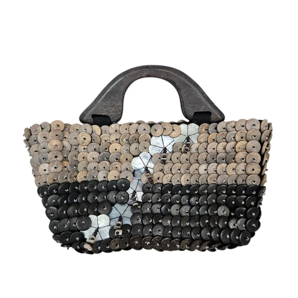 Vintage‎ Pele Purse Wood Handle Beaded Boho Chic Embellished Bermuda Bag Purse